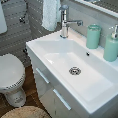 Apartament Sarah
