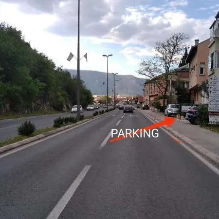 Sarah * Mostar